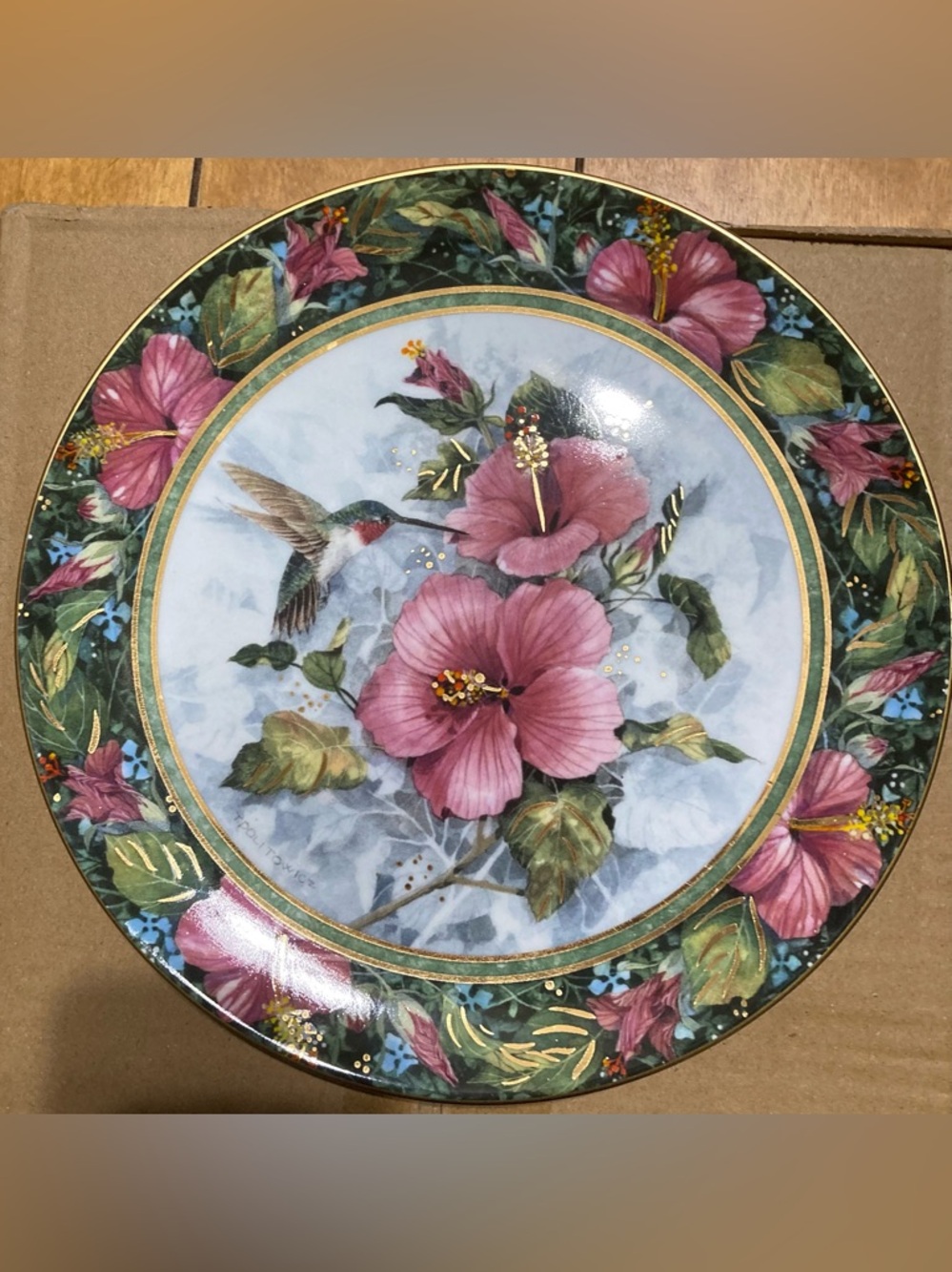 The Franklin Mint The Imperial Hummingbird Decorative Limited Edition8 1/2”plate